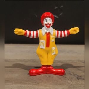 1995 McDonald's Happy Meal Ronald McDonald Clown Figure Toy [ Read Details ]